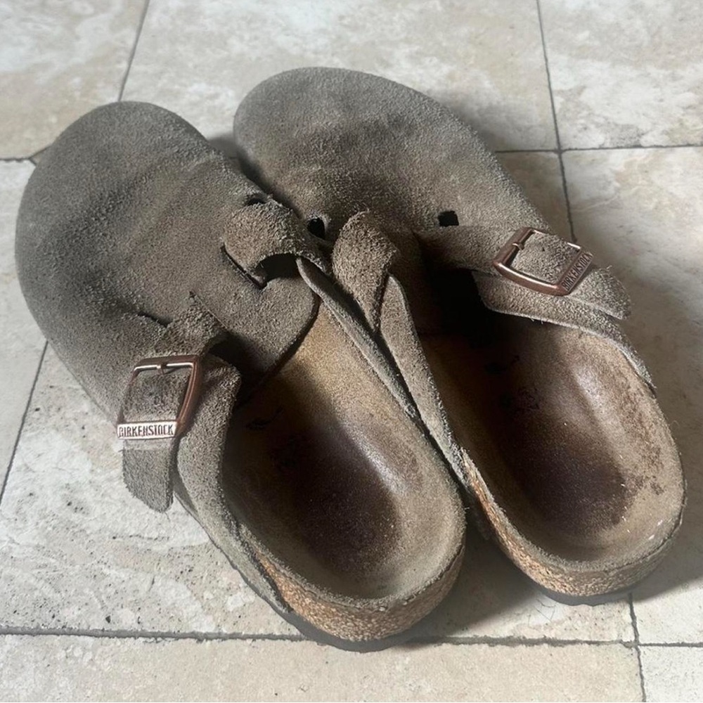 Birkenstock Kids Suede Slippers with Buckle - Gray